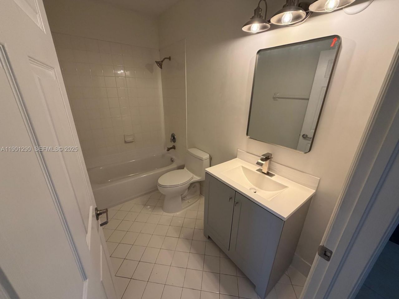 3390 NE 13th Cir Dr, Unit 106-19, Homestead, FL 33033 Photo