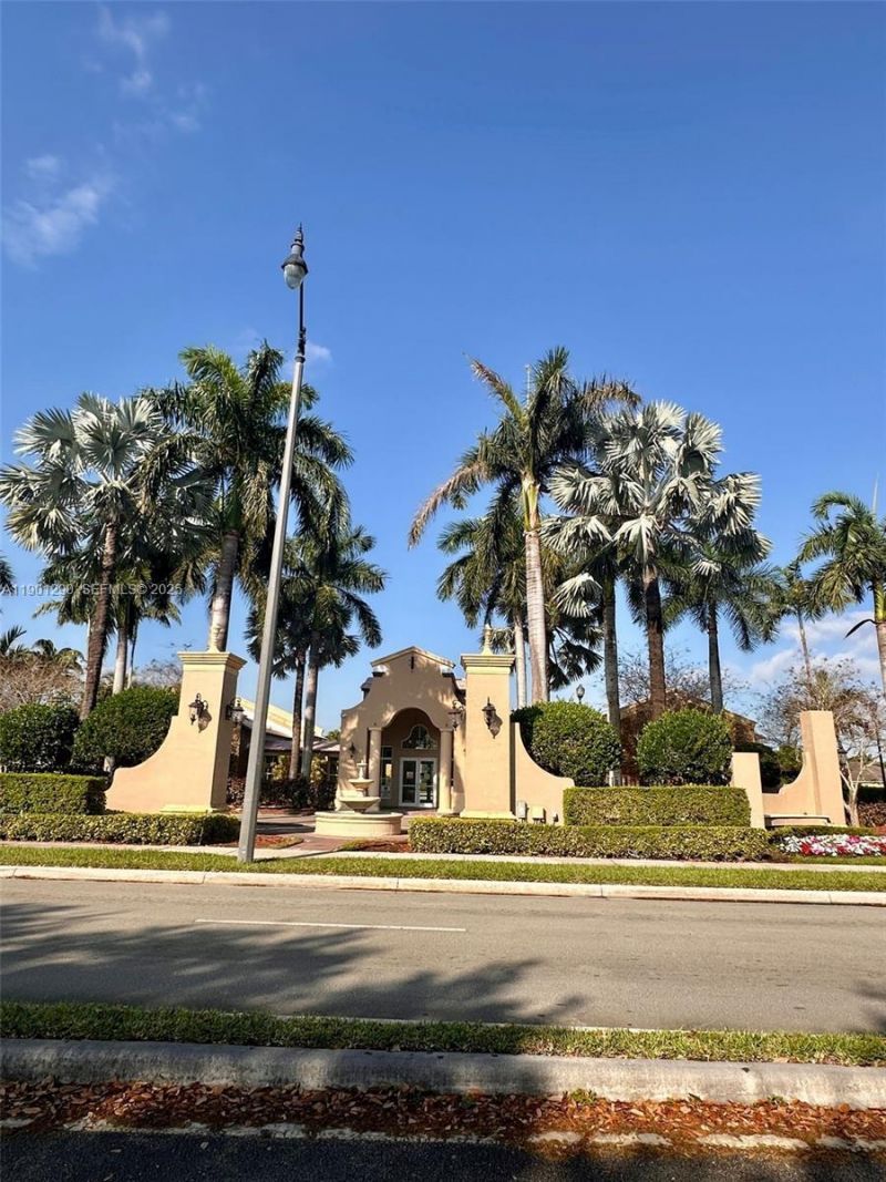 3390 NE 13th Cir Dr, Unit 106-19, Homestead, FL 33033 Photo