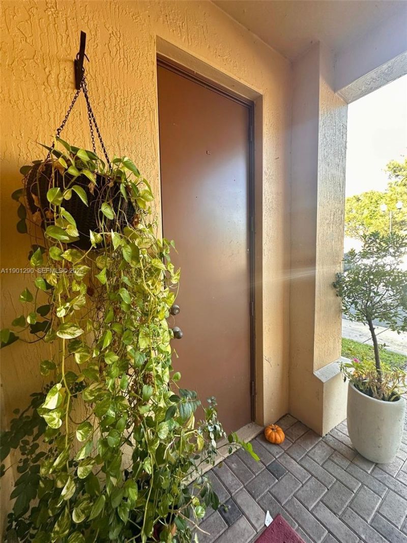 3390 NE 13th Cir Dr, Unit 106-19, Homestead, FL 33033 Photo