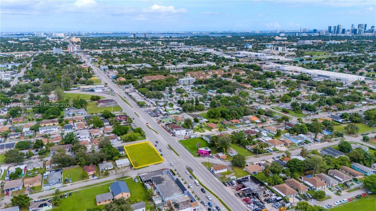 1477 NW 79th St, Miami, FL 33147 Photo