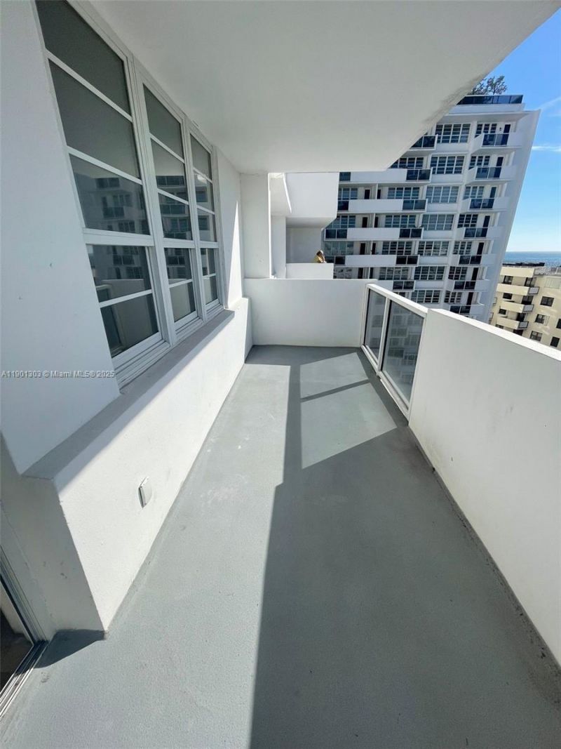 100 Lincoln Rd, Unit 1111, Miami Beach, FL 33139 Photo