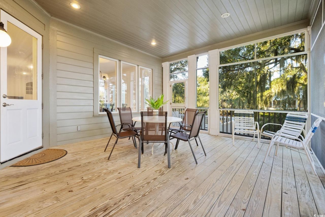 224 Ocean Green Dr. Photo 13