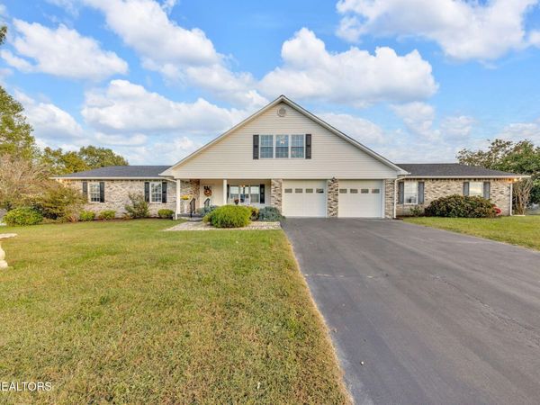 540 Hurley Drive, Sneedville, TN 37869
