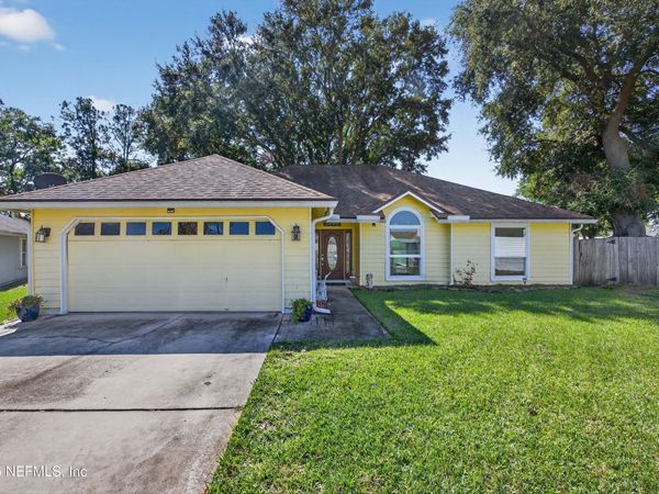 13210 JOEANDY Road N, Jacksonville, FL 32225