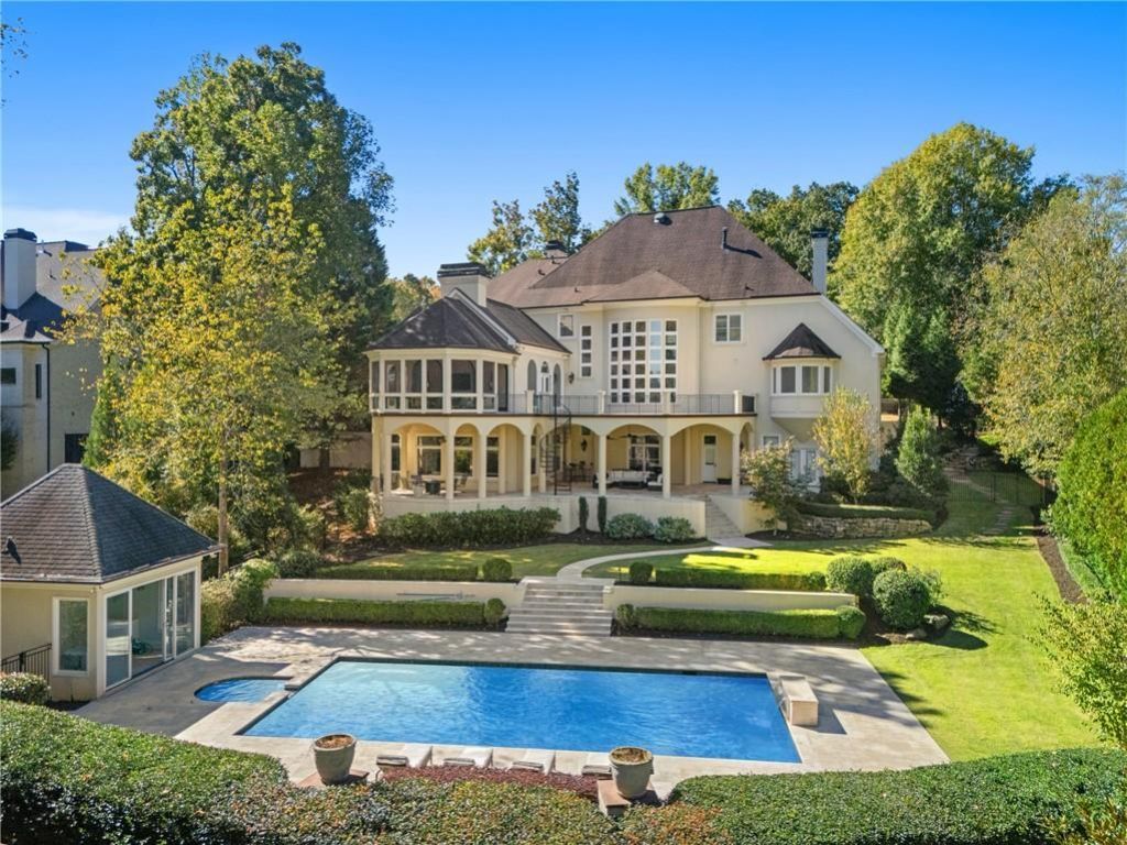 8870 Old Southwick Pass, Alpharetta, GA 30022 Main Photo