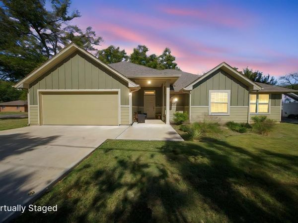 109 S Florence Street, Tioga, TX 76271