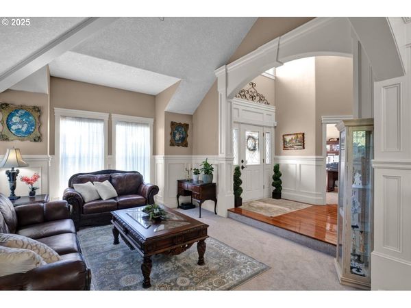 2995 MOLALLA RD, Woodburn, OR 97071