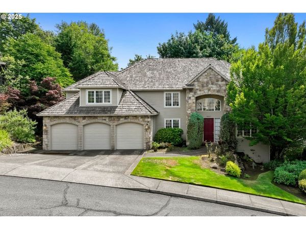 9137 NW MCKENNA DR, Portland, OR 97229