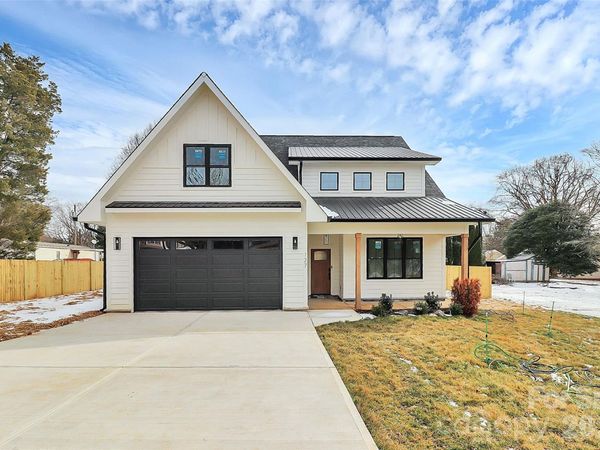 127 Hazelton Loop, Mooresville, NC 28117