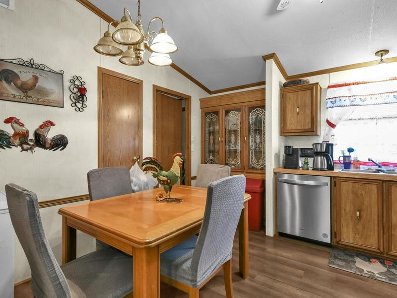 7979 Old River Road, Philo, OH 43771 Photo 8