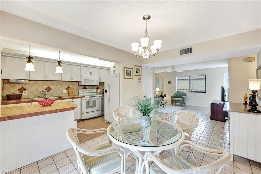 788 Park Shore Dr, Unit E39, Naples, FL 34103 Photo