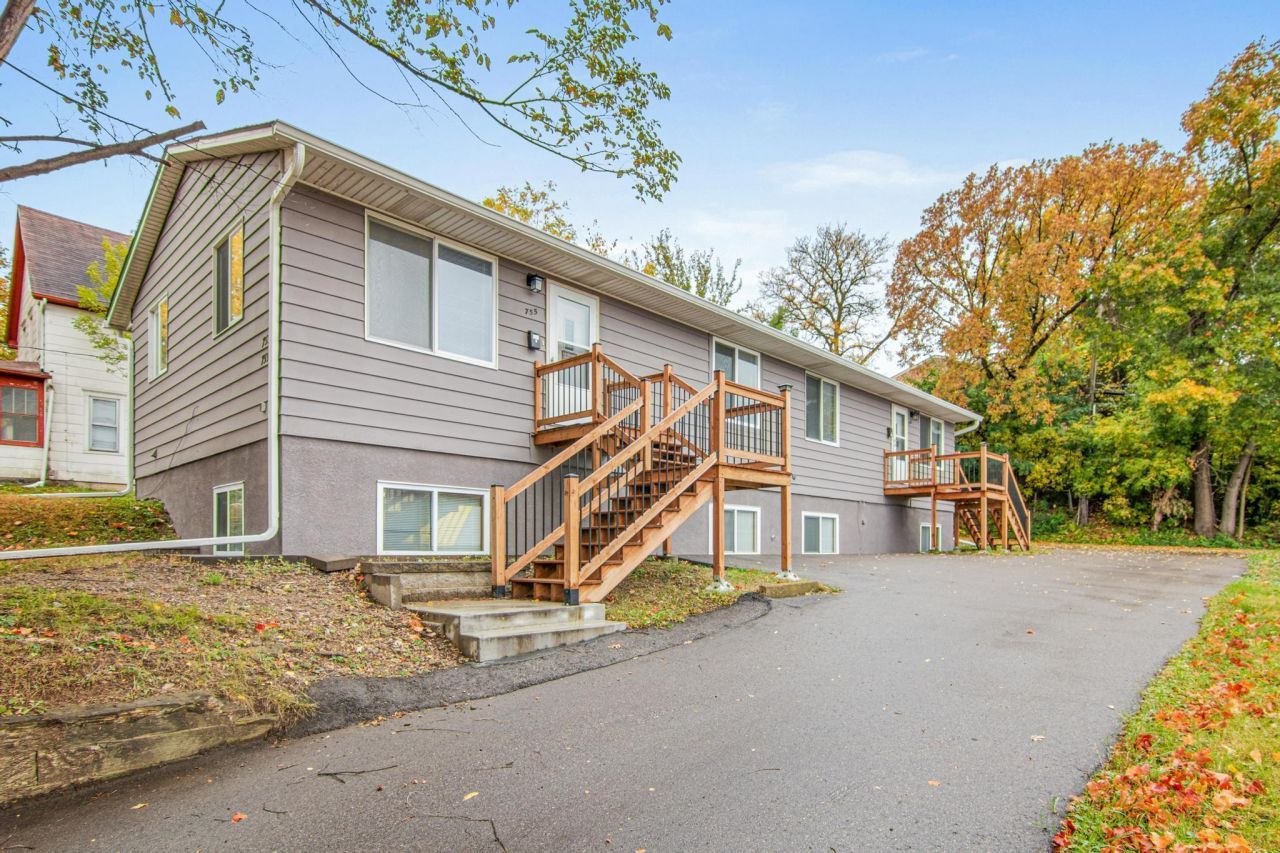 753 / 755 Robert Street S, Saint Paul, MN 55107 Main Photo