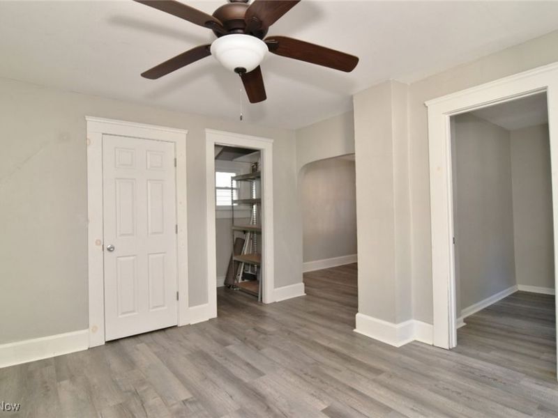 2061 W 33rd Street, Cleveland, OH 44113 Photo 12