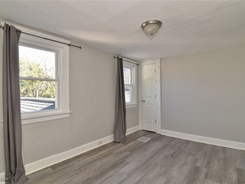 2061 W 33rd Street, Cleveland, OH 44113 Photo 26