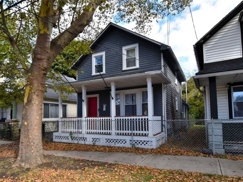 2061 W 33rd Street, Cleveland, OH 44113 Photo 3