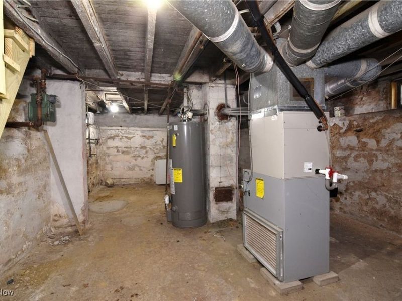 2061 W 33rd Street, Cleveland, OH 44113 Photo 34