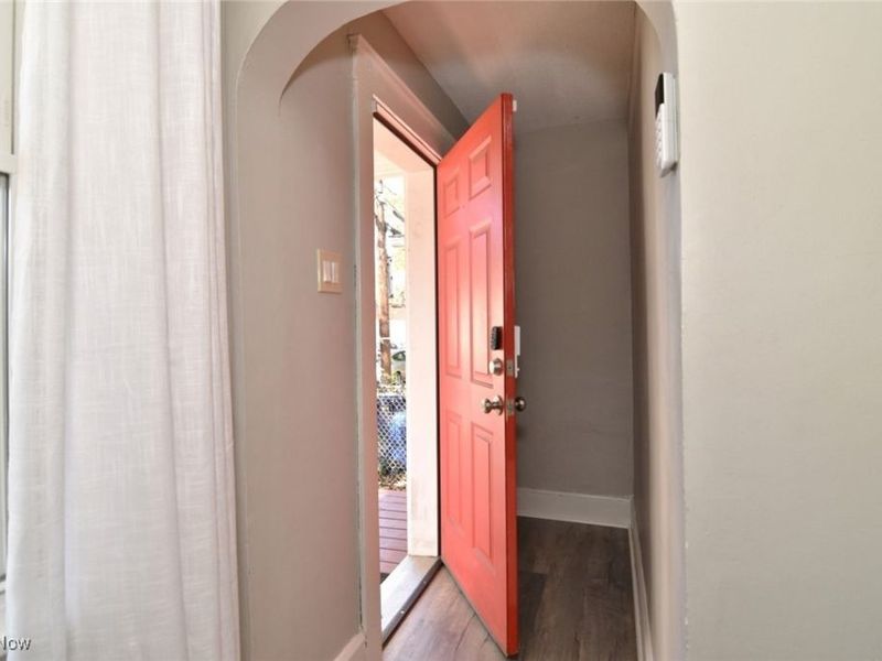 2061 W 33rd Street, Cleveland, OH 44113 Photo 5