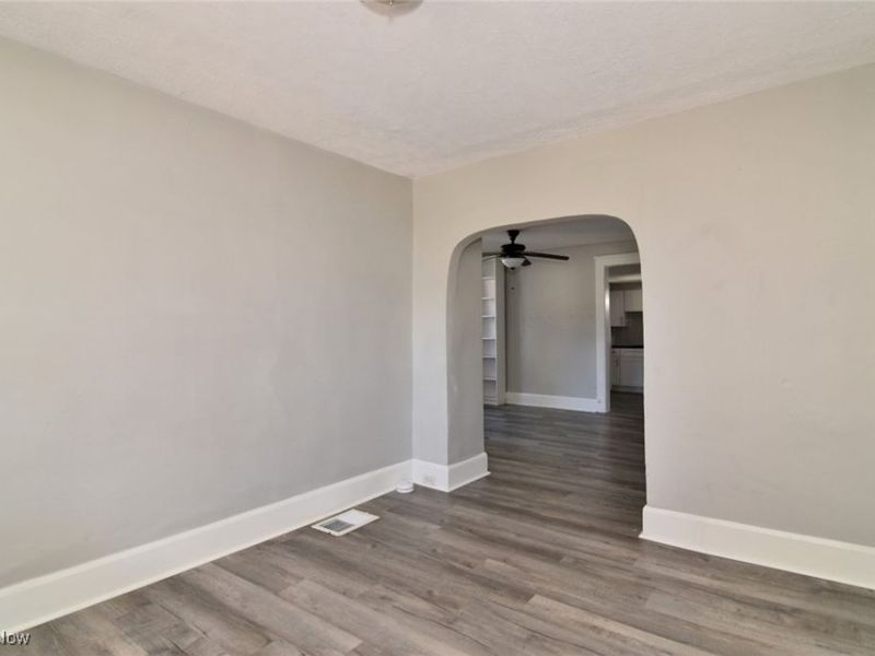 2061 W 33rd Street, Cleveland, OH 44113 Photo 7