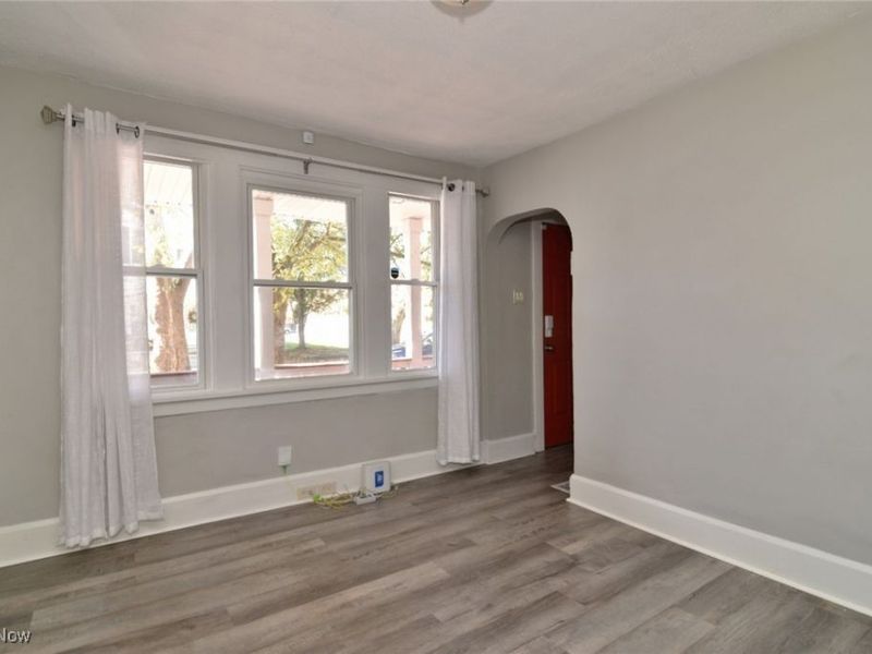 2061 W 33rd Street, Cleveland, OH 44113 Photo 8