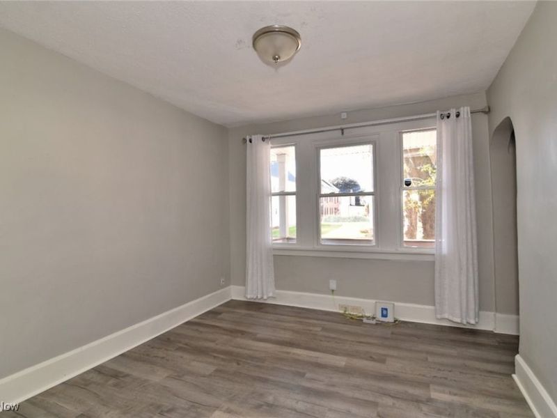 2061 W 33rd Street, Cleveland, OH 44113 Photo 9