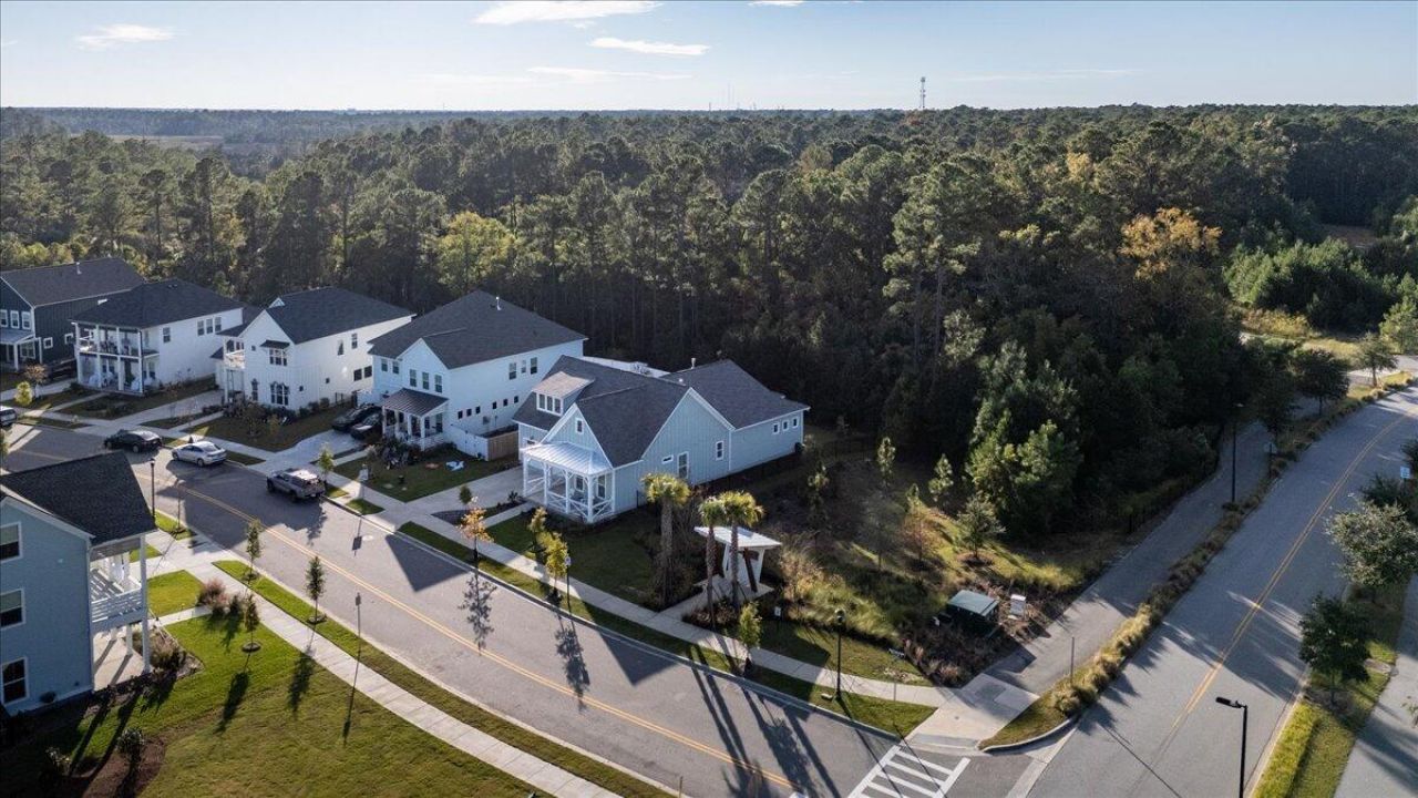 4009 Blind Flight Street Photo 28