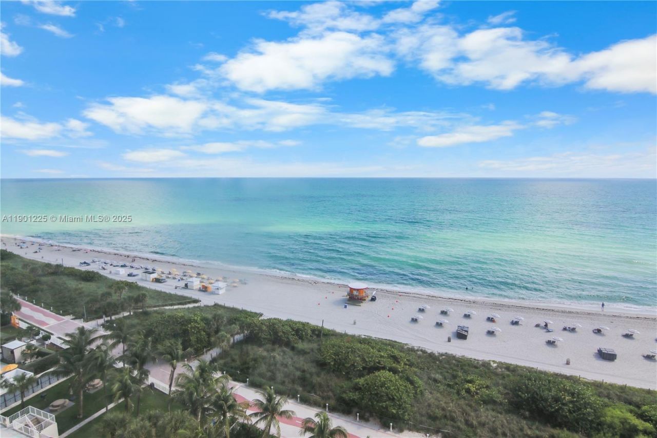 6039 Collins Ave, Unit 1402, Miami Beach, FL 33140 Photo