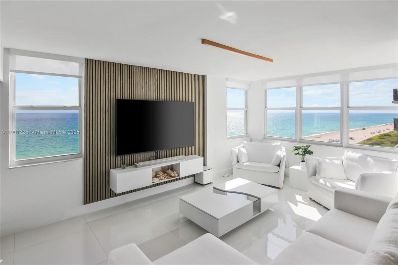 6039 Collins Ave, Unit 1402, Miami Beach, FL 33140 Photo