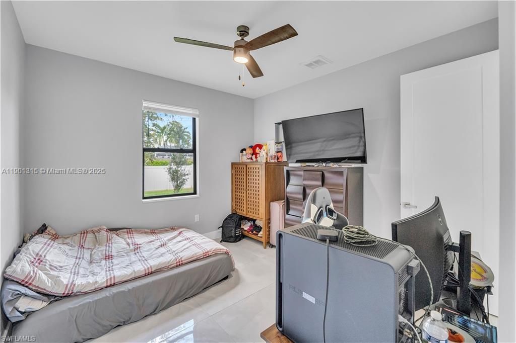 2218 SW 25th St, Cape Coral, FL 33914 Photo