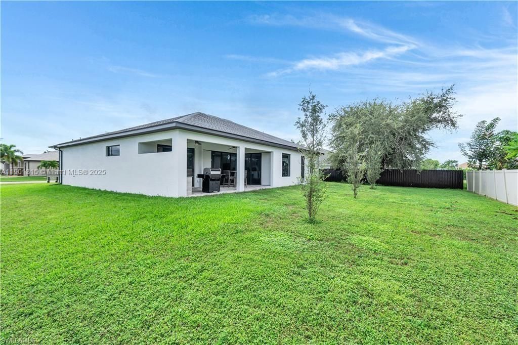 2218 SW 25th St, Cape Coral, FL 33914 Photo