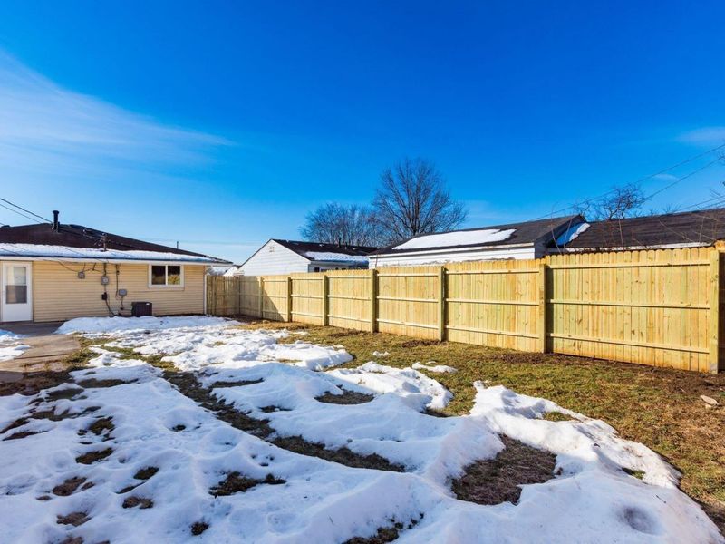 884 Bruckner Road, Columbus, OH 43207 Photo 2