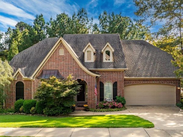 13717 Foxfield Lane, Little Rock, AR 72211