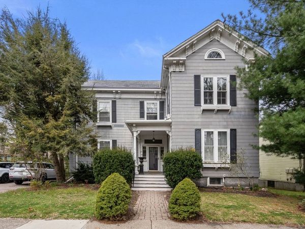 27 Champa St, Unit 2, Newton, MA 02464