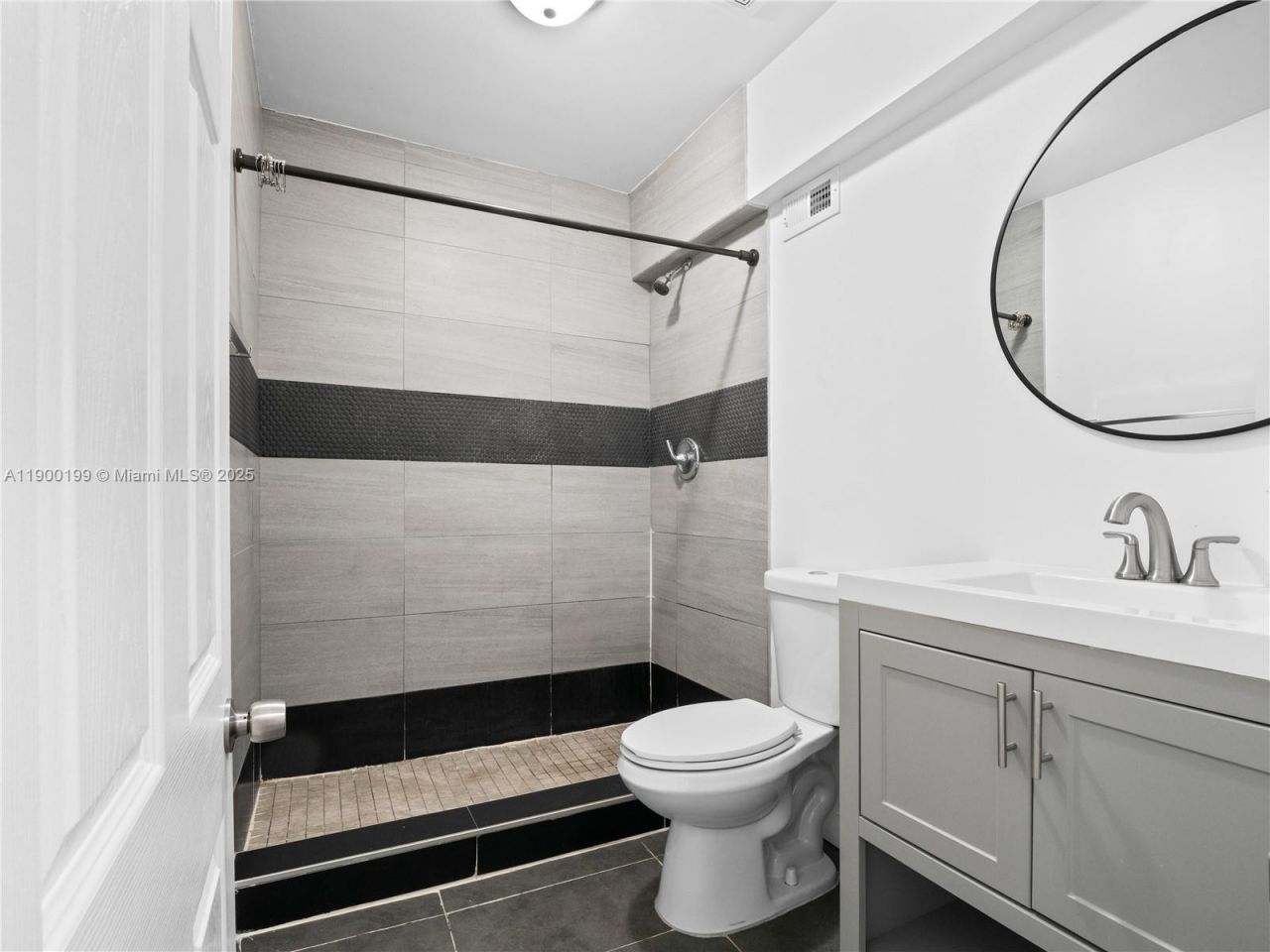 8401 NW 24th Pl, Miami, FL 33147 Photo