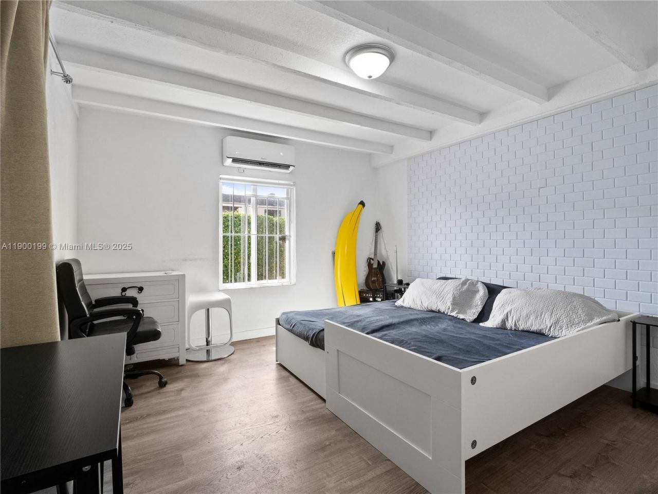 8401 NW 24th Pl, Miami, FL 33147 Photo