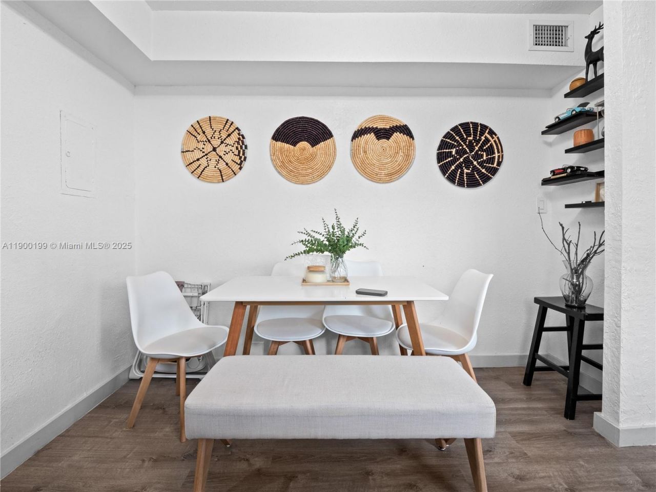 8401 NW 24th Pl, Miami, FL 33147 Photo