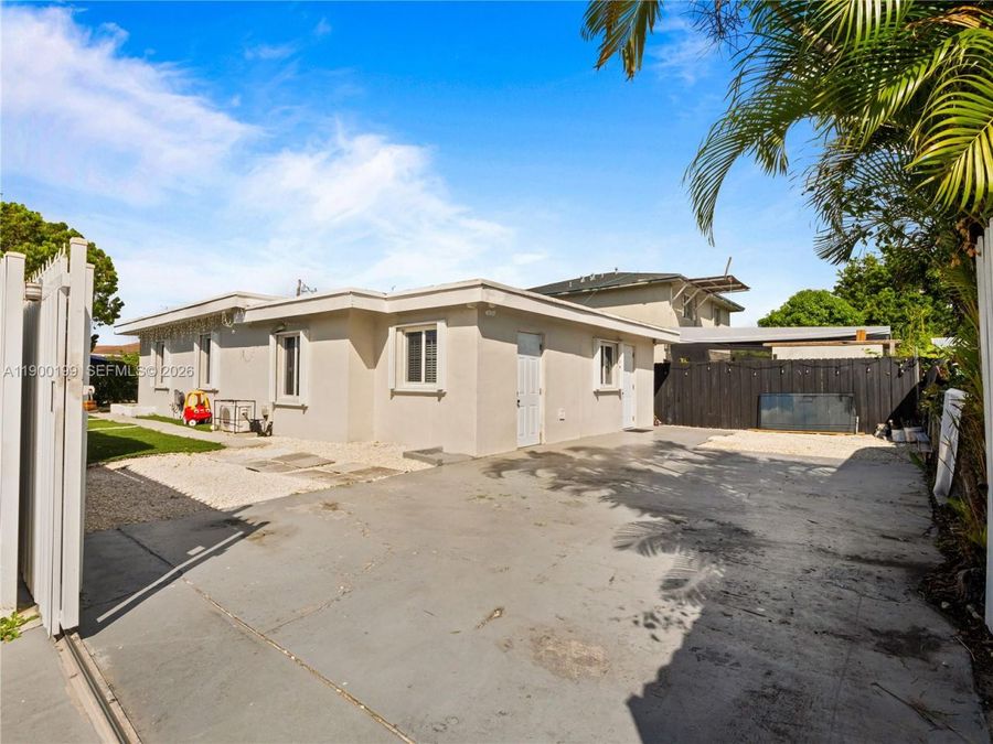Property Image 10