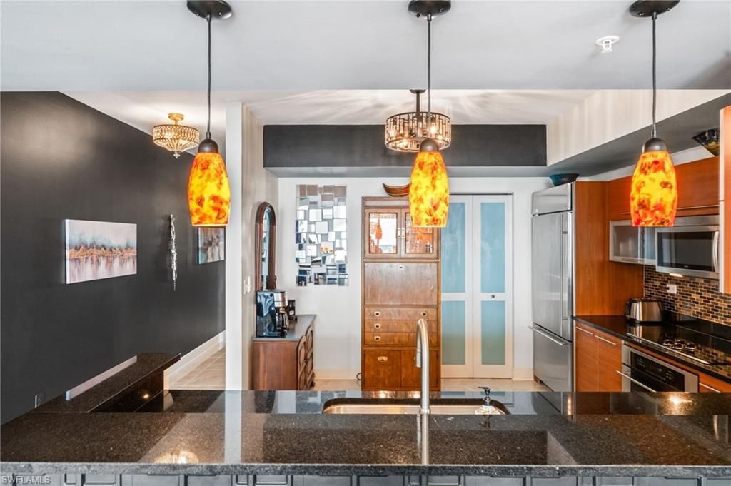 3000 Oasis Grand Blvd, Unit 901, Fort Myers, FL 33916 Photo