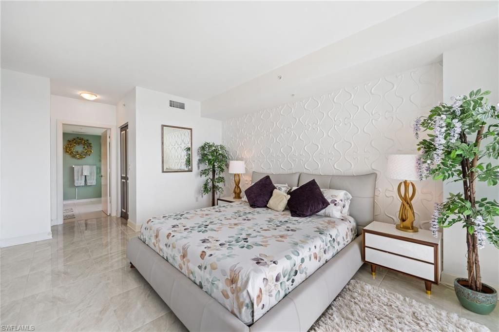 3000 Oasis Grand Blvd, Unit 901, Fort Myers, FL 33916 Photo