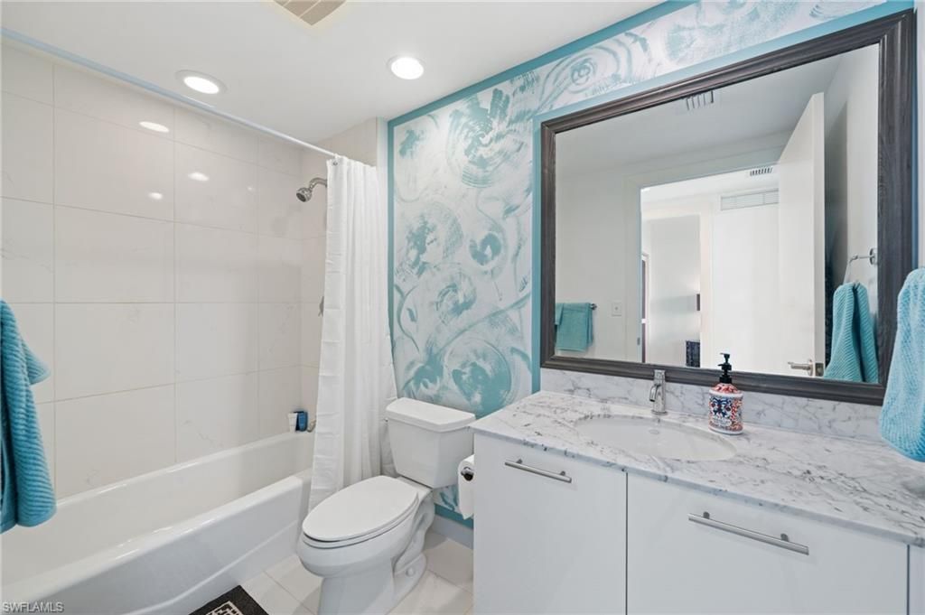 3000 Oasis Grand Blvd, Unit 901, Fort Myers, FL 33916 Photo