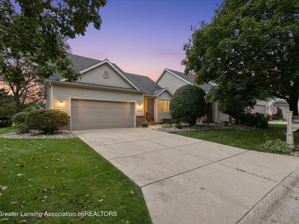 6025 Madeira Drive, Lansing, MI 48917