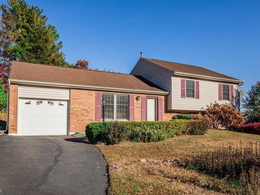 1803 E BEECH ROAD, STERLING, VA 20164