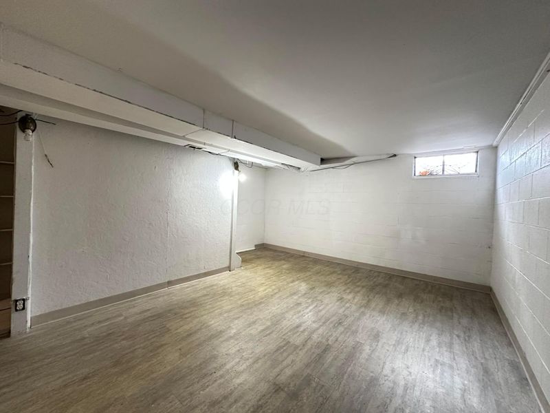 5726 Beechcroft Road, Unit J, Columbus, OH 43229 Photo 21