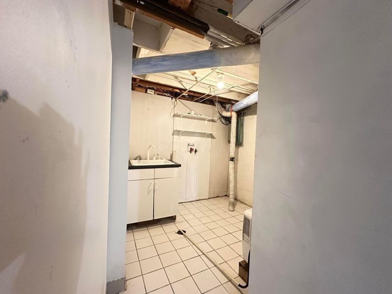 5726 Beechcroft Road, Unit J, Columbus, OH 43229 Photo 24