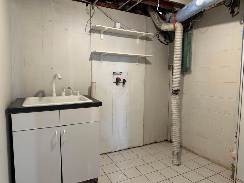 5726 Beechcroft Road, Unit J, Columbus, OH 43229 Photo 26