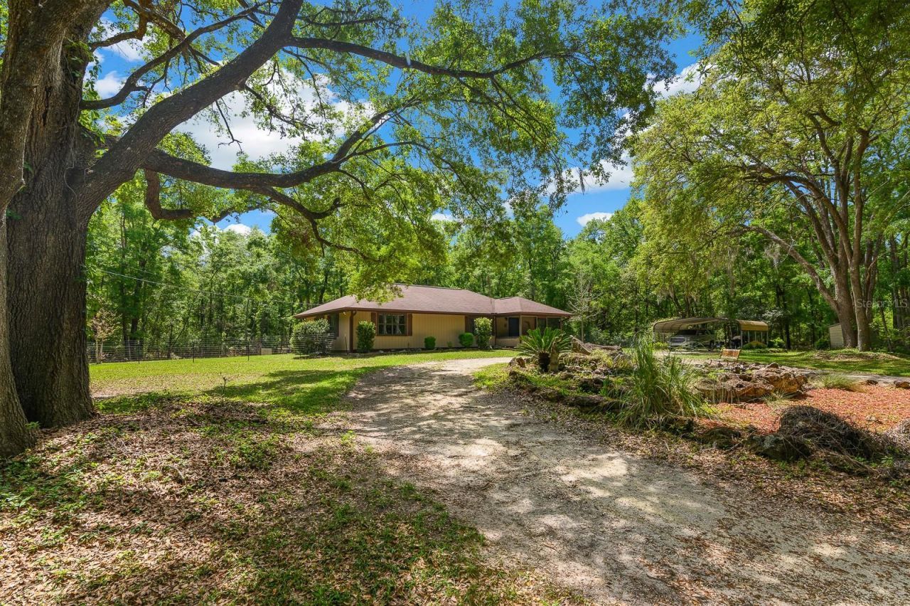 23719 NW 142nd Avenue, High Springs, FL 32643 Photo