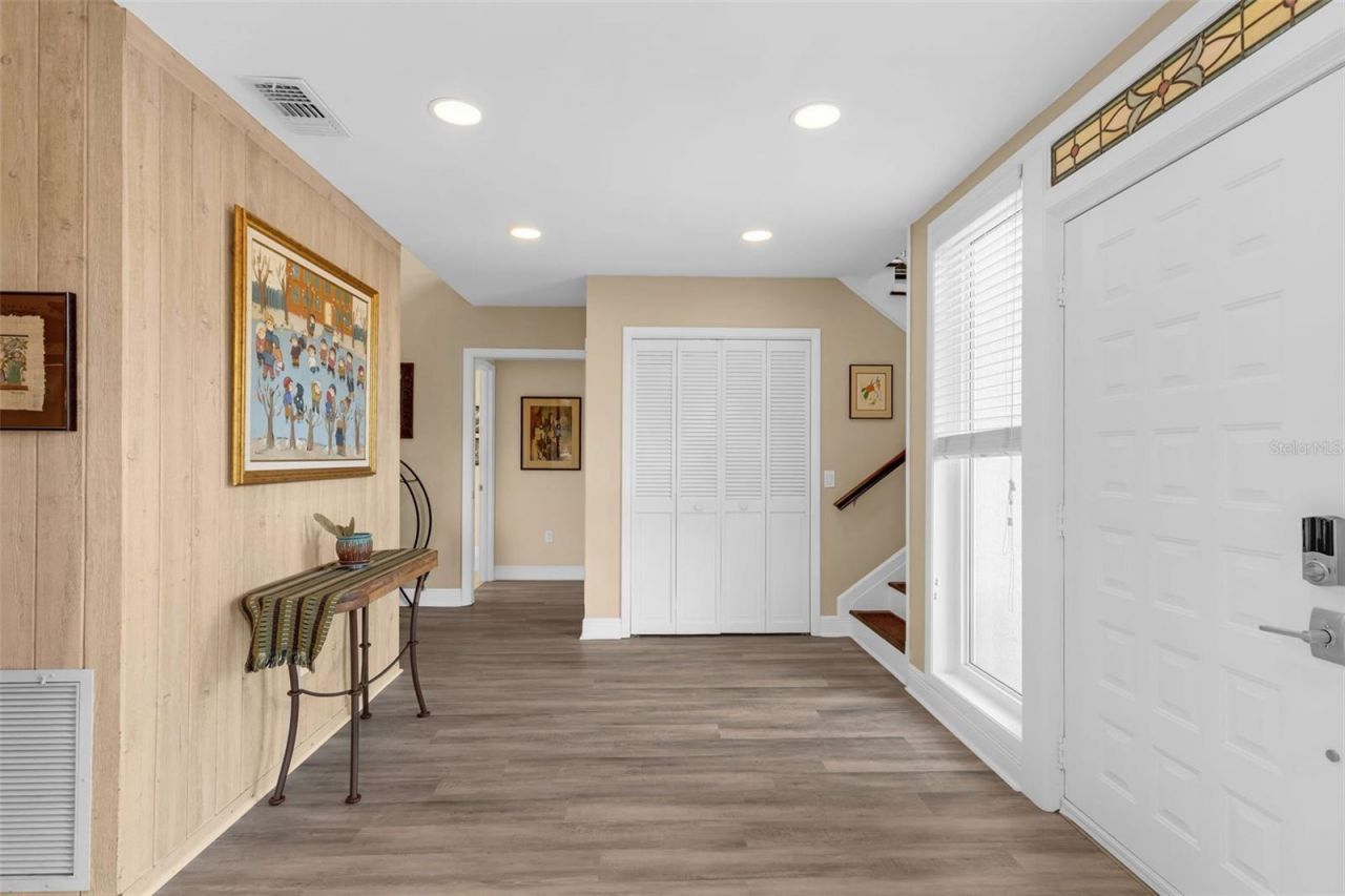 6846 Lake View Drive, Yalaha, FL 34797 Photo