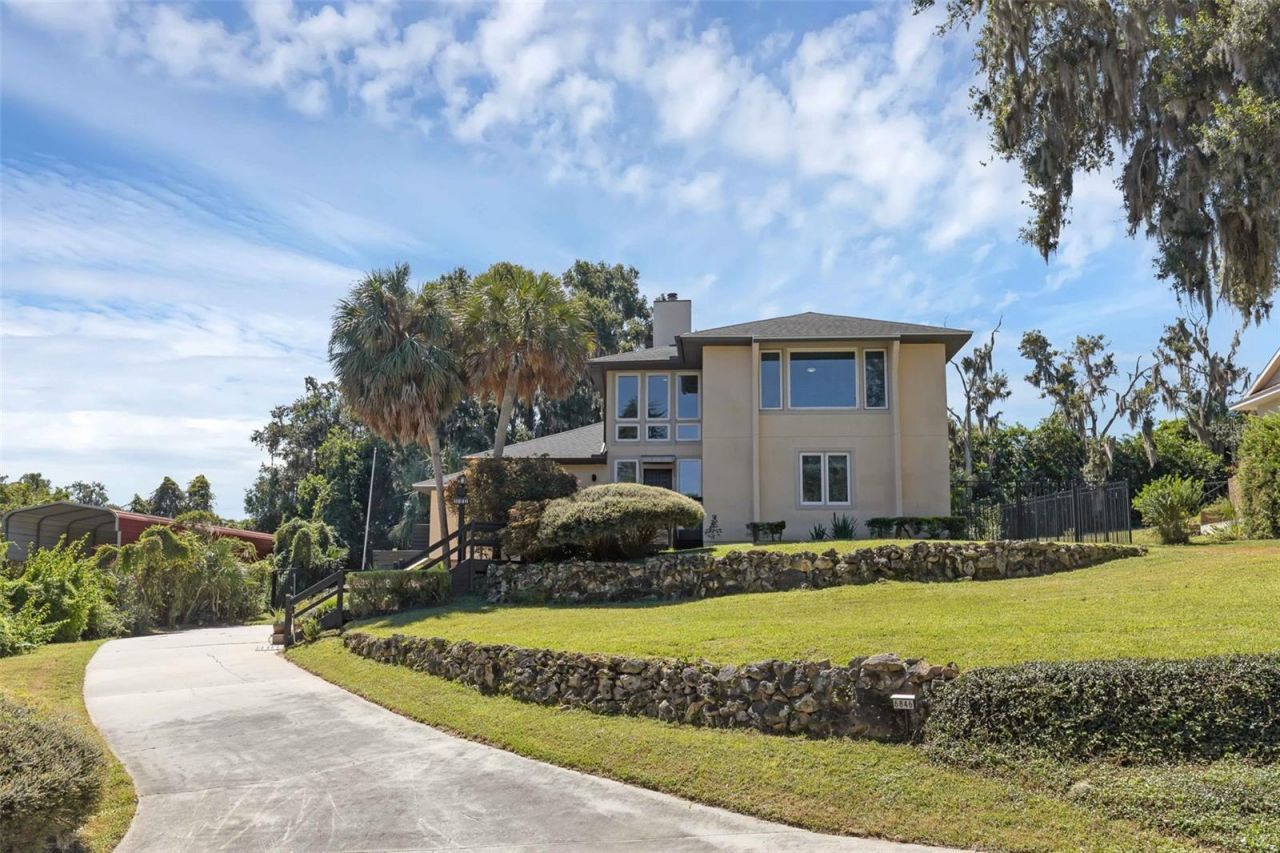 6846 Lake View Drive, Yalaha, FL 34797 Photo