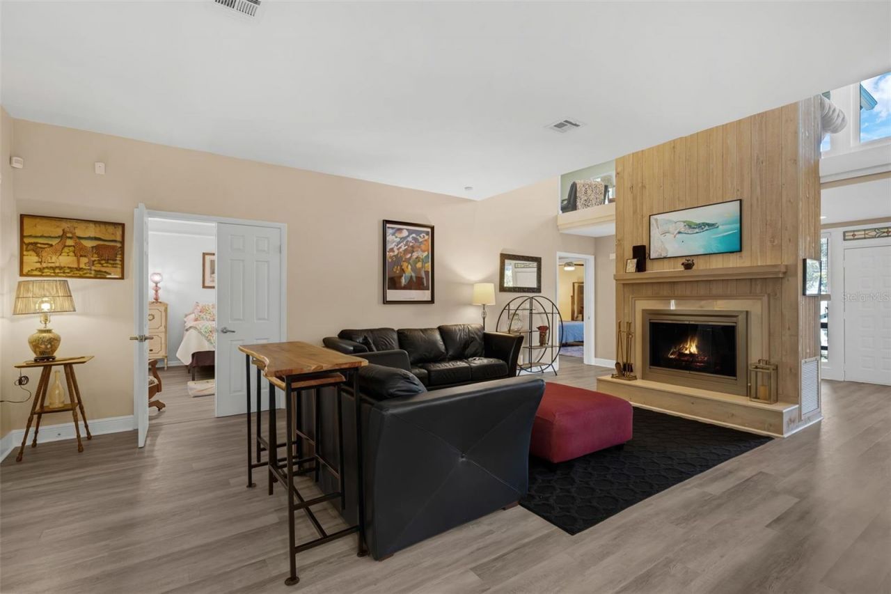 6846 Lake View Drive, Yalaha, FL 34797 Photo