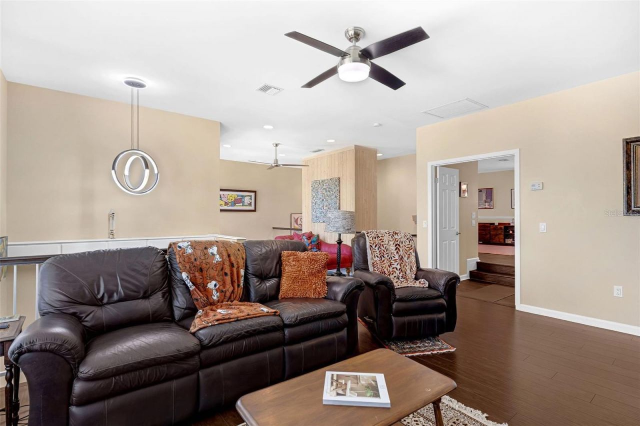 6846 Lake View Drive, Yalaha, FL 34797 Photo