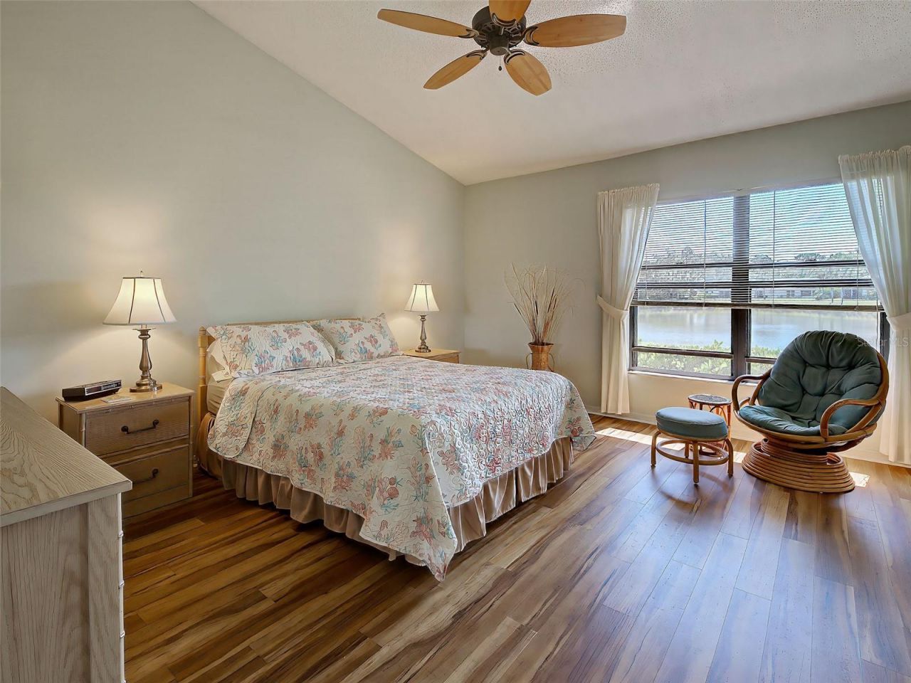 220 Southampton Drive, Unit 325, Venice, FL 34293 Photo